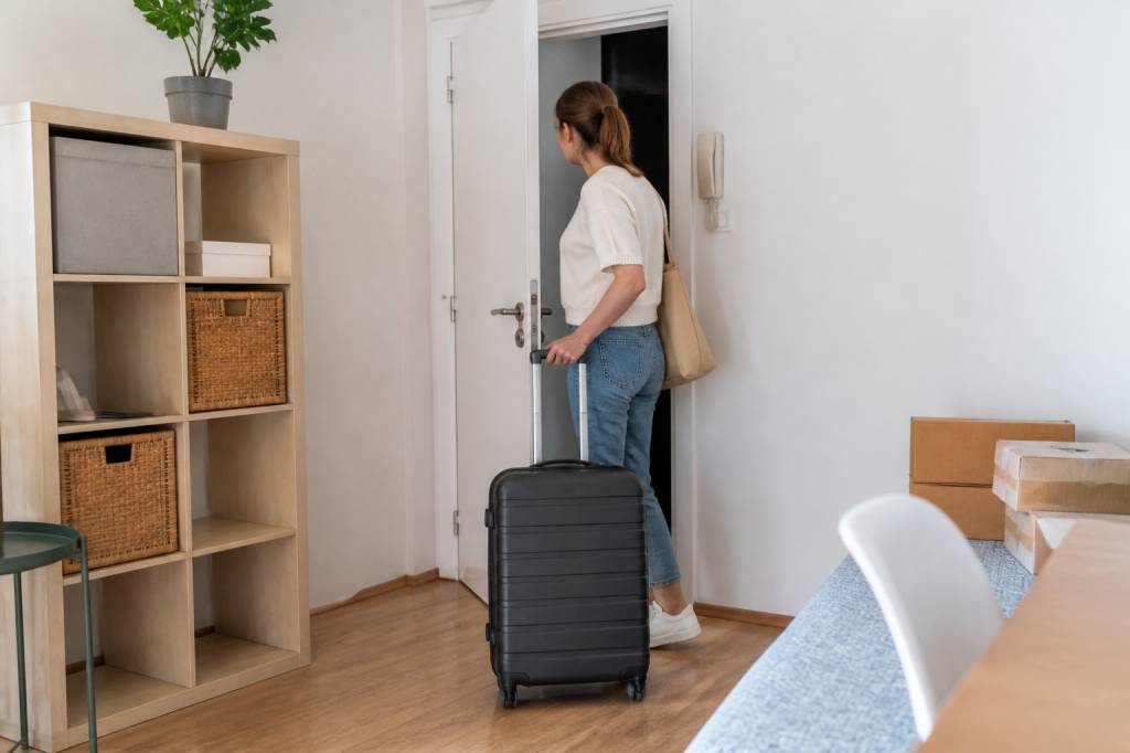Préavis de départ location meublée : durée, formalisme et cas particuliers